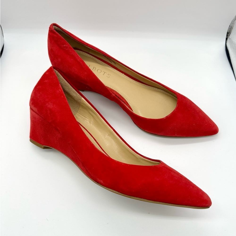Talbots Classic Red Suede Wedge Heels - Picture 2 of 5